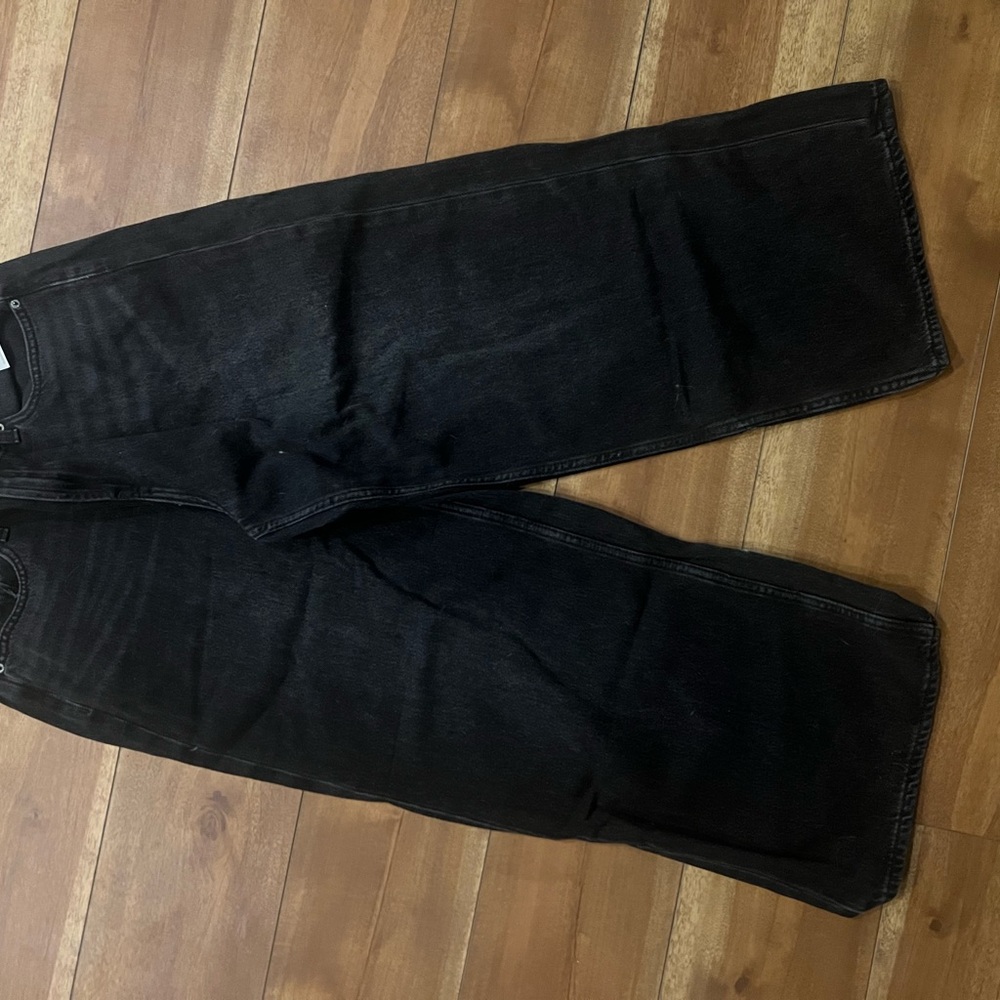 Women's Black Wide-Leg Jeans - Picture 3 of 4